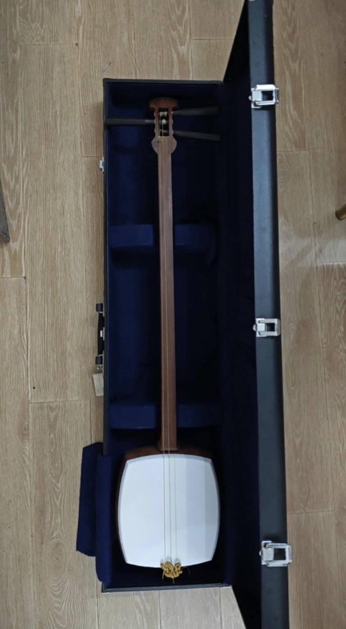 Musical Instrument Japanese - Shamisen Japanese Traditional String Musical Instrument