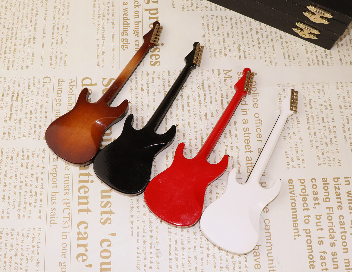 Mini Electric Guitar Wooden Mi - Musical Instrument Old ulasan dan harga